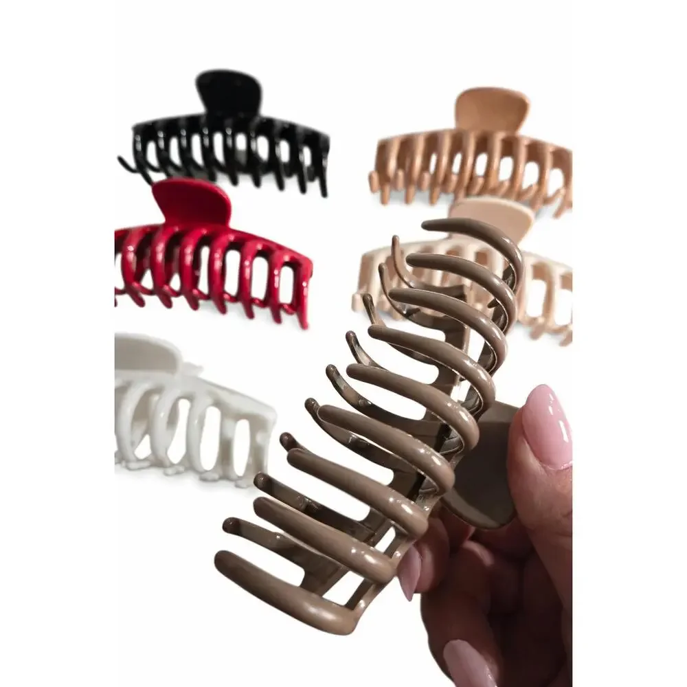 The Flex Hold Claw Clip